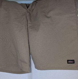 Men's Dickies Flat Front Khaki Shorts
